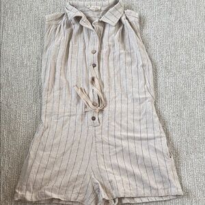 Promesa Cream and Black Textured Top